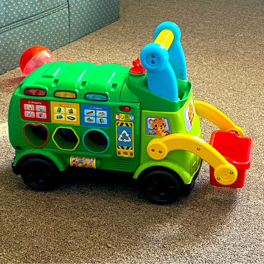 Children’s Garbage truck